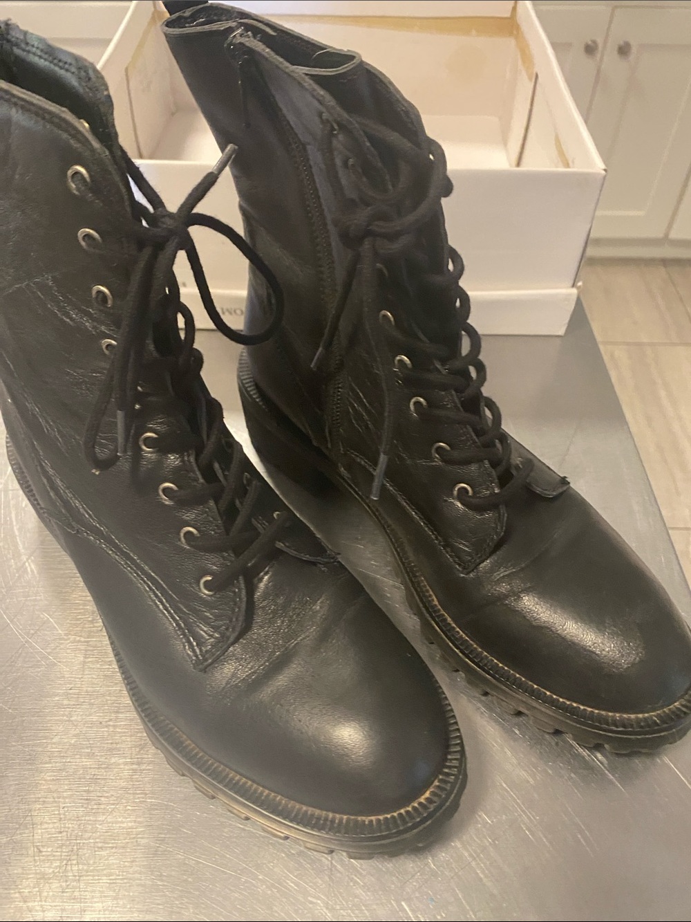 Steve Madden Black Lace-Up Leather Combat Boots size 8.5
